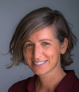 Julianne Headshot